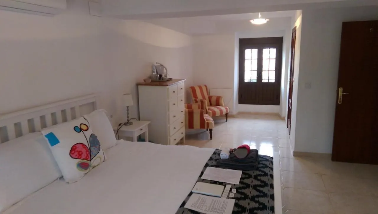 Caserio Castano Bed & Breakfast Mollina